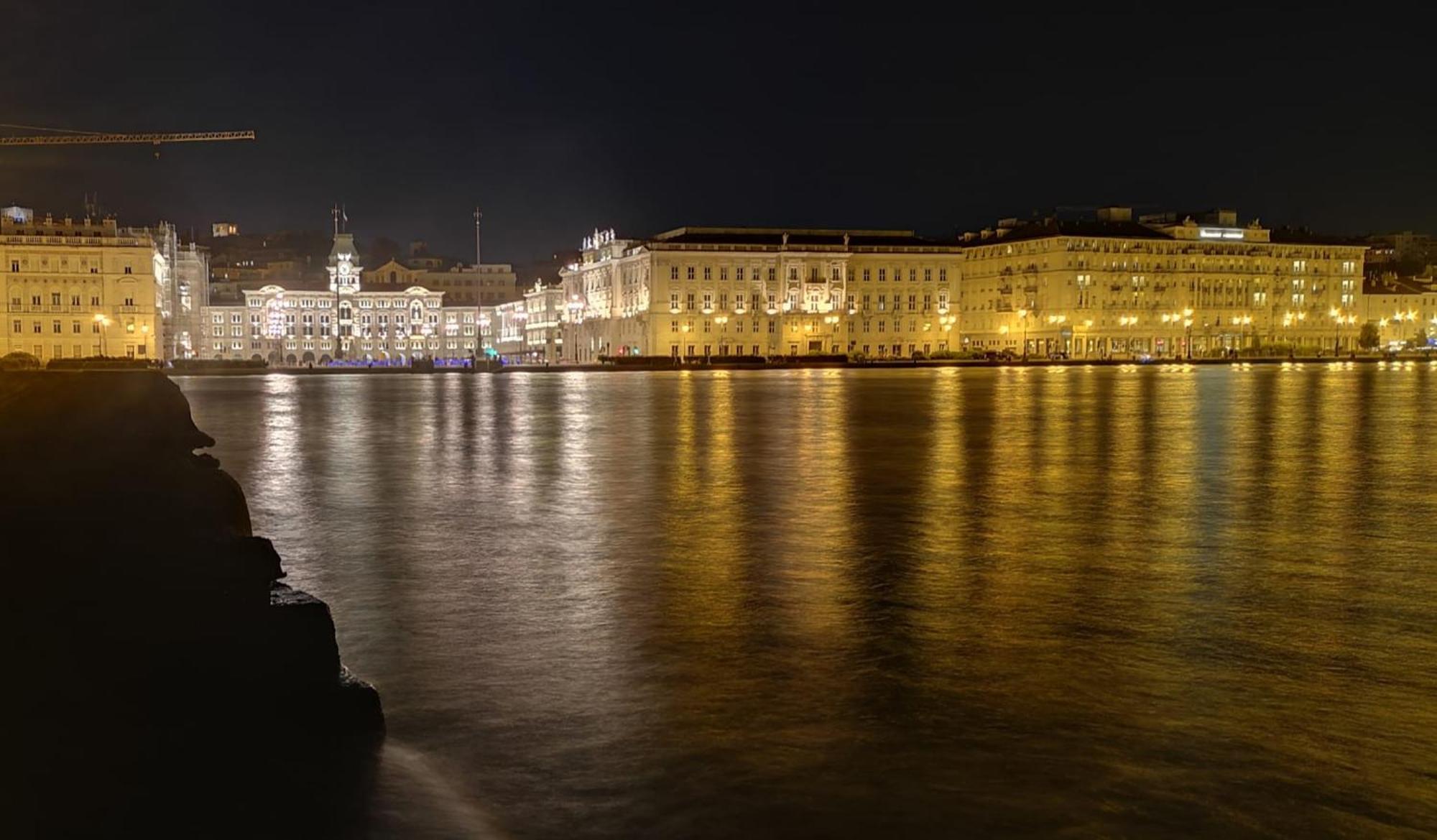 Romantik, Charming House Trieste Bagian luar foto