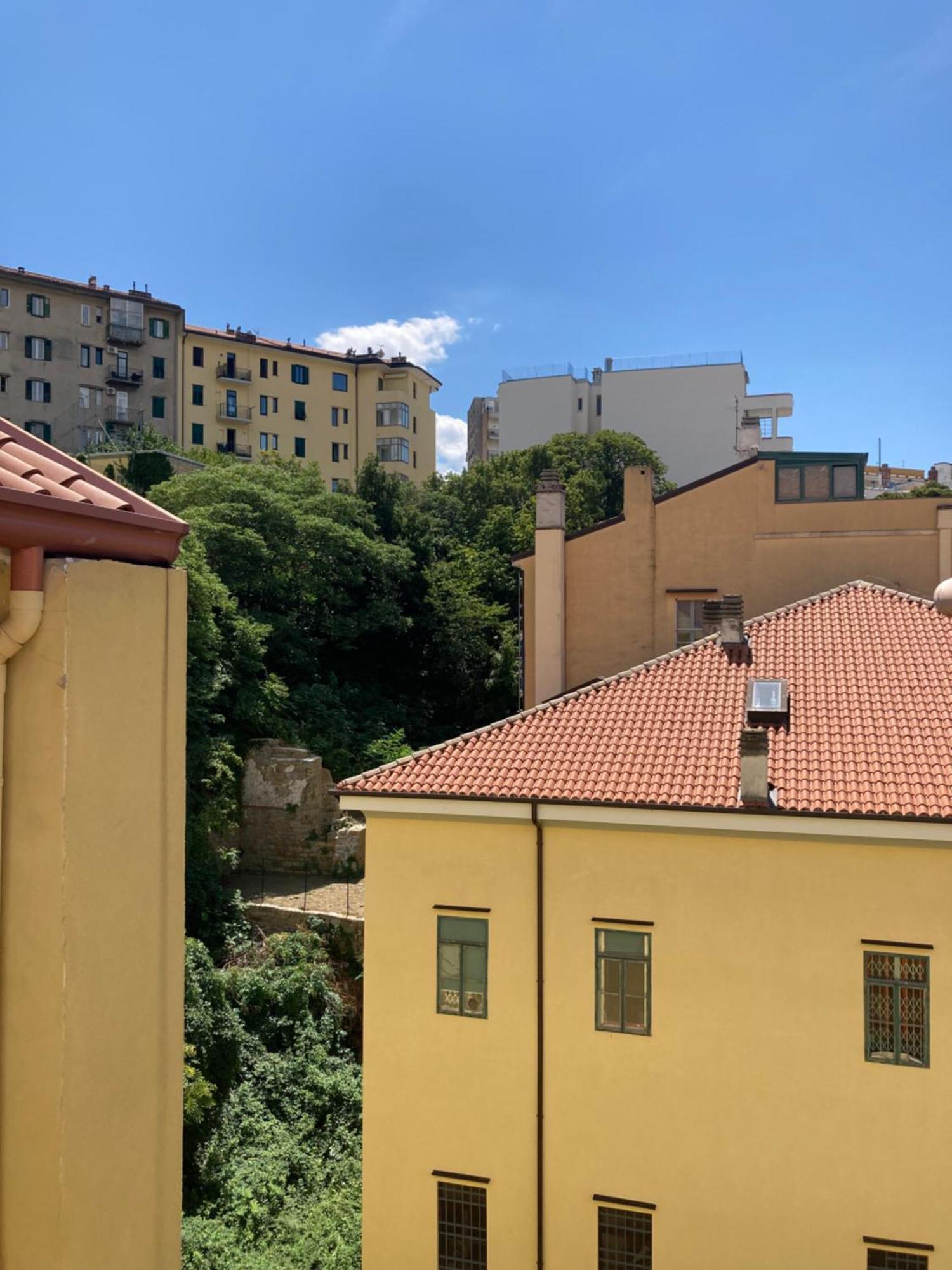 Romantik, Charming House Trieste Bagian luar foto